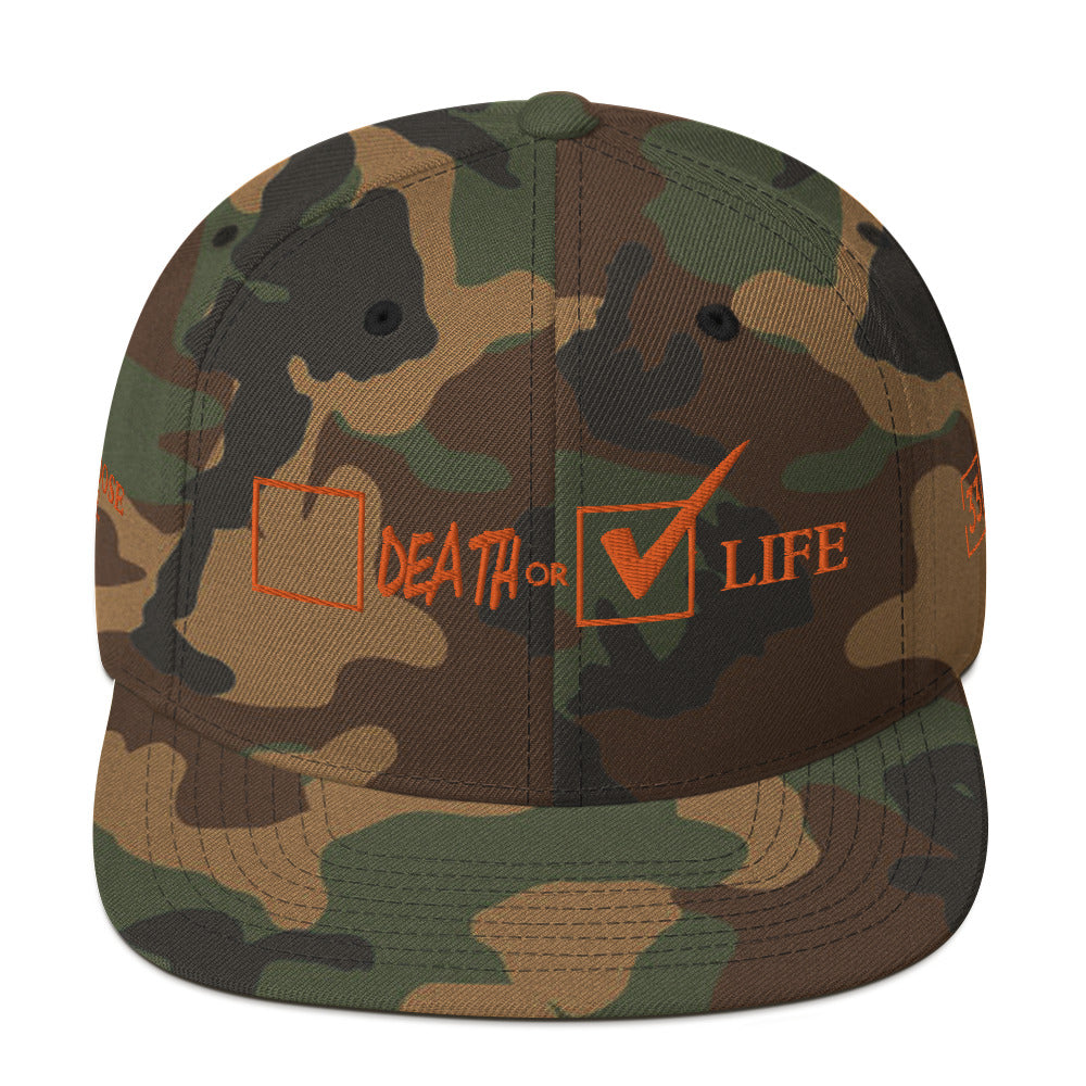 CHOOSE LIFE.Snapback Hat